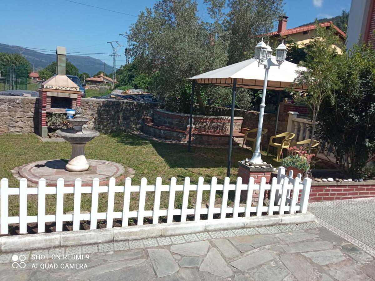 Vivienda Turistica Volvere Santiurde de Toranzo 外观 照片
