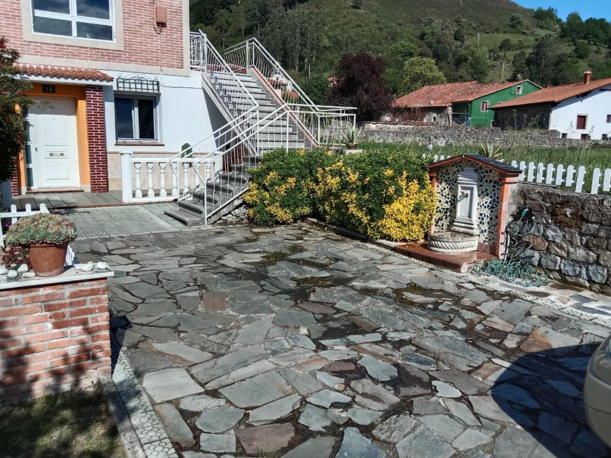 Vivienda Turistica Volvere Santiurde de Toranzo 外观 照片